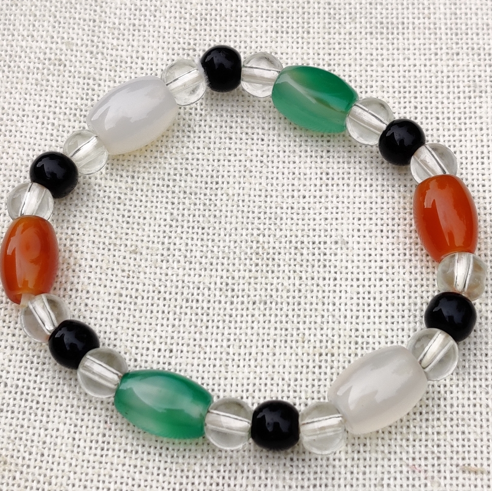 Jade and carnelian bracelet